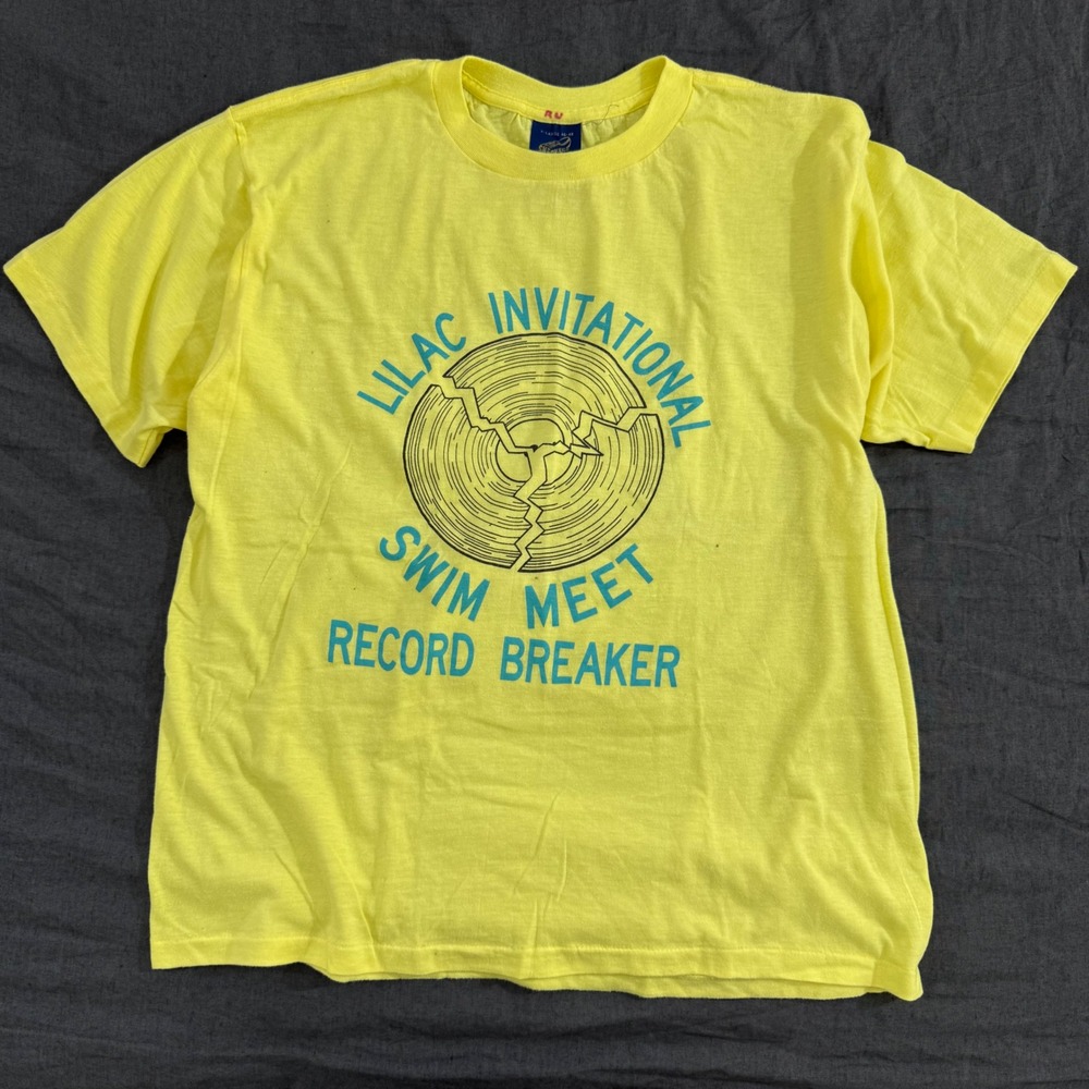 Sneakers T-Shirt XL Yellow Vintage 80s Lilac Invitational Swim Meet Graphic Tee